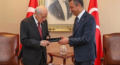 Devlet Bahçeli Özgür Özel görüşmesinin perde arkası!