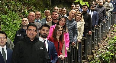 Düzce Valisi Aslan, Sarıkaya Mağarasını ziyaret etti