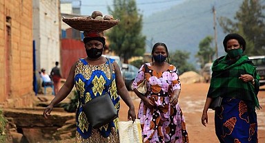 İletişim Başkanlığı'ndan 'Ruanda'dan turist sığınmacılar geliyor' iddiasına yalanlama