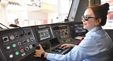 Kadın vatmanlar çocuklarının kahramanı