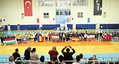 Kardeş kent takımları Nilüfer Uluslararası Spor Şenlikleri'nde
