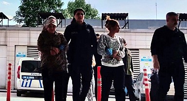 Kartlı hırsızlar kıskıvrak yakalandı!
