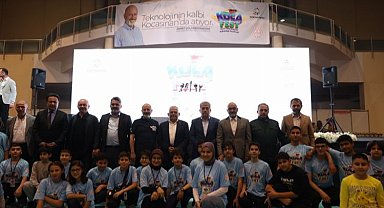 KOCAFEST'in yıldızları ödüllerine kavuştu