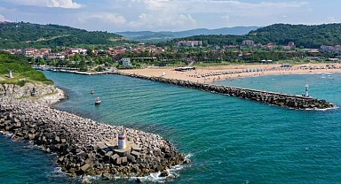 Mavi yengeçler balıkçıların ağlarına zarar veriyor