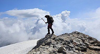 Mereto Dağına 19 Mayıs Gençlik Tırmanışı