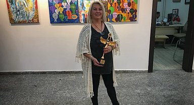 Rezzan Ogül Yıldız'a yaptığı başarılı çalışmaları için ödül verildi!