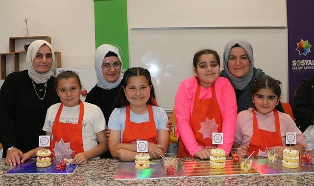 SGM öğrencileri Anneler Günü'nü kutladı