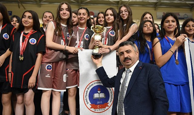 Yıldırım'da Okul Sporları İlçe Şenlikleri tamamlandı