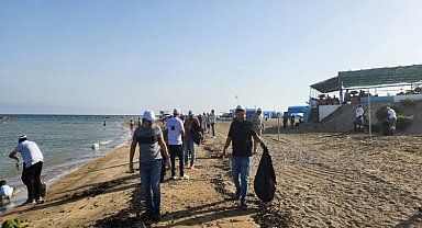 Adana Büyükşehir'den Karataş'ta çevre temizliği