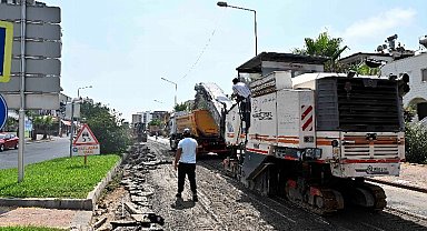 Antalya'da Lara Caddesi'ne sıfır asfalt