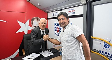 Başkan Bozbey makamını Büyükorhan’a taşıdı