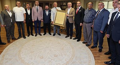 Başkan Büyükakın: "Dünya soykırımları canlı canlı izliyor"