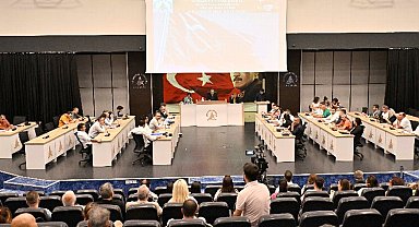 Başkan Uysal: "Dünya standartlarında hizmet binası kazandıracağız"