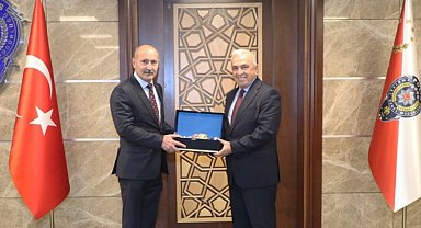 Bursa Nilüfer'de Başkan Özdemir'den nezaket ziyaretleri