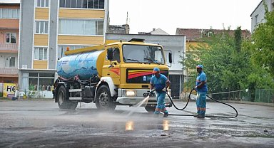 Bursa Yıldırım'da bayram sonrası yoğun temizlik