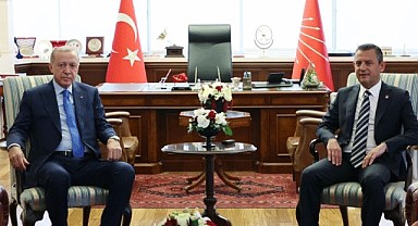 Cumhurbaşkanı Erdoğan, 18 yıl aradan sonra CHP Genel Merkezi'nde!
