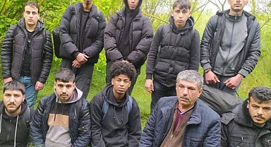Edirne'de 33 göçmen ve bir organizatör yakalandı