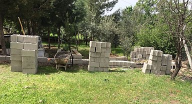 Gözünüzü toprak doyursun! Toprak hırsıyla mezarlığı tahrip ettiler