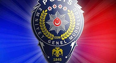 İpsala'da araçtan tabanca ve para ele geçirildi