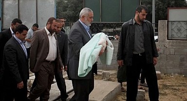 İsrail ordusu Haniye'nin ailesinden 10 kişiyi öldürdü