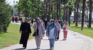 İzmit'te Sağlıklı Yaşam Yürüyüşlerine kadınlardan yoğun ilgi