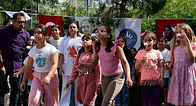 Karabağlar'da "Neşeli Sokaklar Mutlu Çocuklar Şenlikleri" başlıyor!
