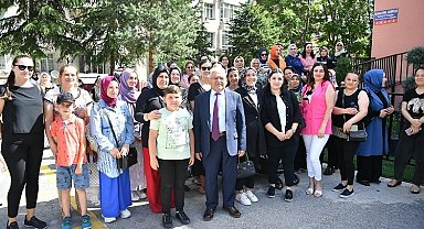 Kayseri protokolü karne coşkusuna ortak oldu