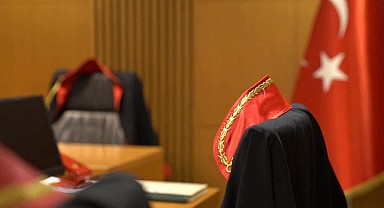 Mahkeme başkanından 'Küçük kızlardan uzak dur' uyarısı