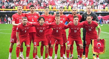 Milli maça Gölcük Anıtpark'a