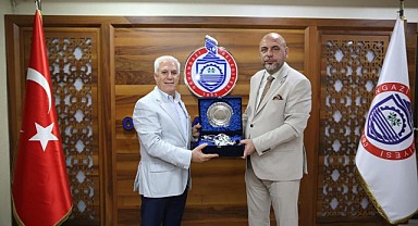 Mustafa Bozbey’den Orhangazi Belediye Başkanı Bekir Aydın’a Ziyaret