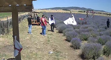 Siğilli Lavanta Bahçesi'ne bayramlık akın