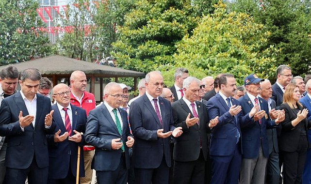 15 Temmuz şehitleri dualarla yad edildi