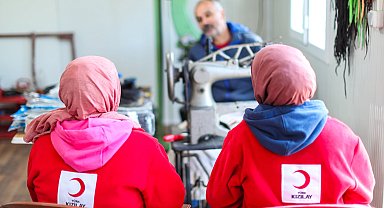 3 bin 544 depremzede esnafa Türk Kızılayı desteği