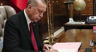 Bazı bakanlıklarda atama ve görevden almalar Resmi Gazete'de