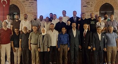 Bursa AKYAD'dan vefa gecesi