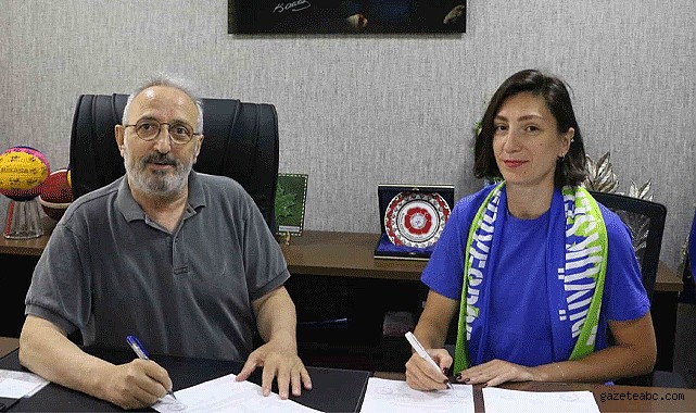 Bursa Büyükşehir Belediyespor 'a bir transfer daha