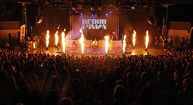 Bursa festivalinde ‘Dedublüman’ rüzgarı