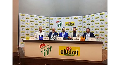 Bursaspor'da Forma Lansman Toplantısı gerçekleşti