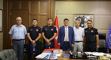 Büyükşehir’den ‘can dostu’ kurtaran itfaiye personeline teşekkür