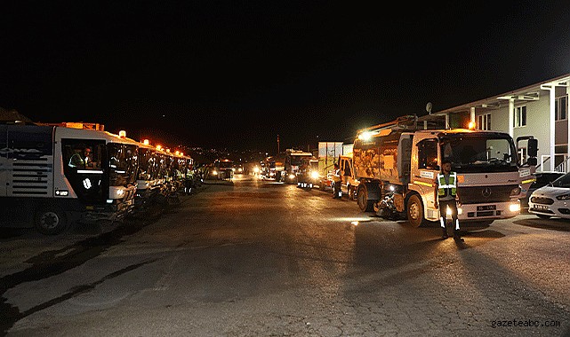 Büyükşehir’den daha temiz bir Bursa için gece mesaisi