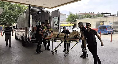 Doğrama makinasına kolunu kaptıran çocuk ağır yaralandı