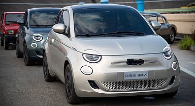 FIAT ve Giorgio Armani'den etkileyici iş birliği: FIAT 500e Giorgio Armani