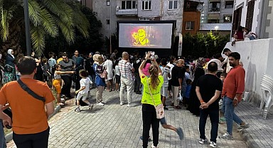 Gemlikli Çocuklara Açık Hava Sineması
