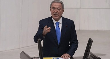 Hulusi Akar, CHP'li vekilin 'Mavi Vatan' ifadesine sert sözler