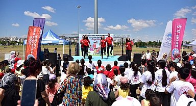Kayseri Büyükşehir Belediyespor'dan koruyucu aile etkinliği