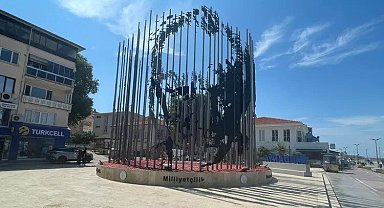 Mudanya'da Atatürk İlkeleri Anıtı beğeni topluyor