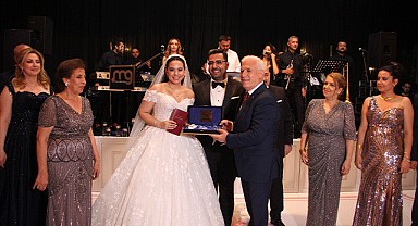 Mutluluğa yelken açtılar