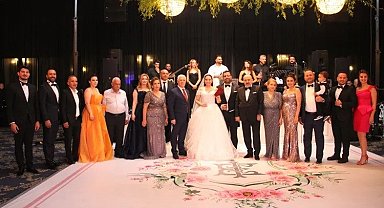 Mutluluğa yelken açtılar