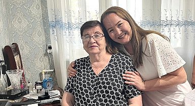 Öğretmenini 20 yıl sonra Özbekistan'da buldu