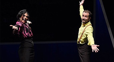 Ormandaki Kulübe’de yıldızların altında tiyatro keyfi başlıyor